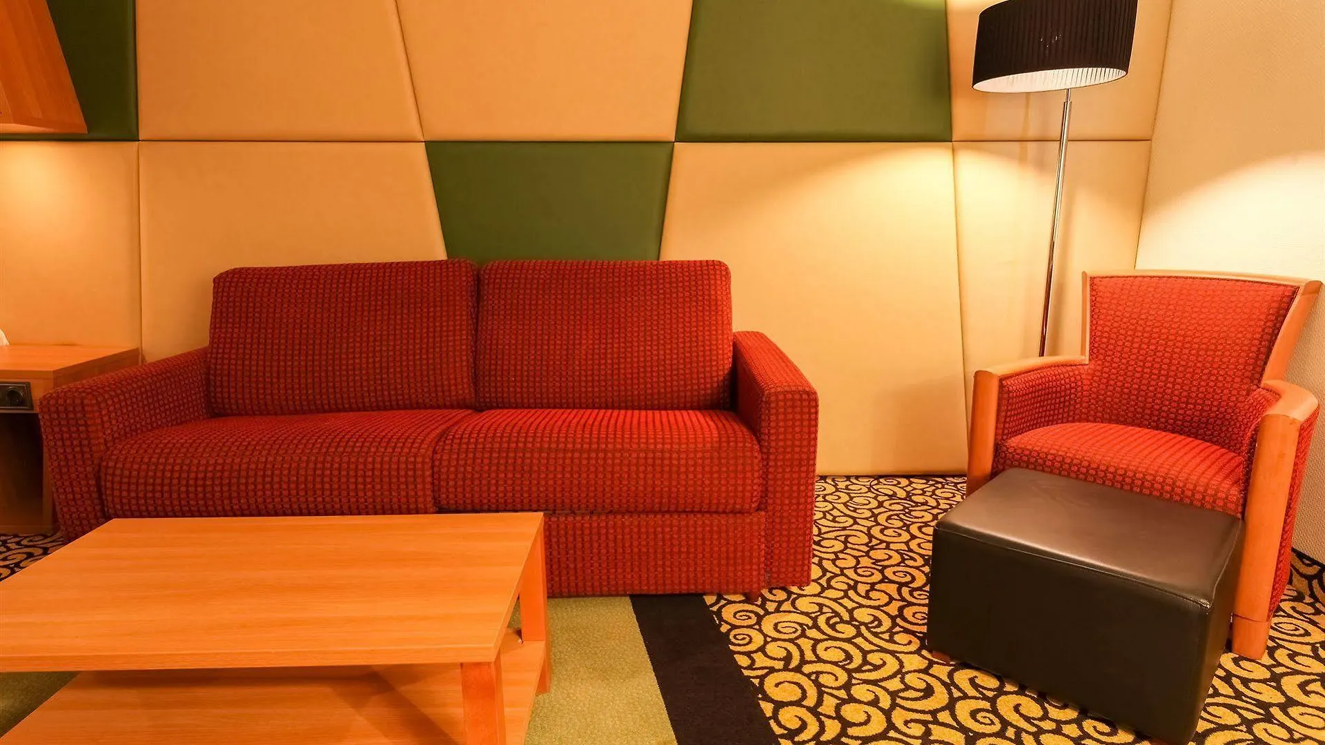 Savoy Hotel Amsterdam 4*,